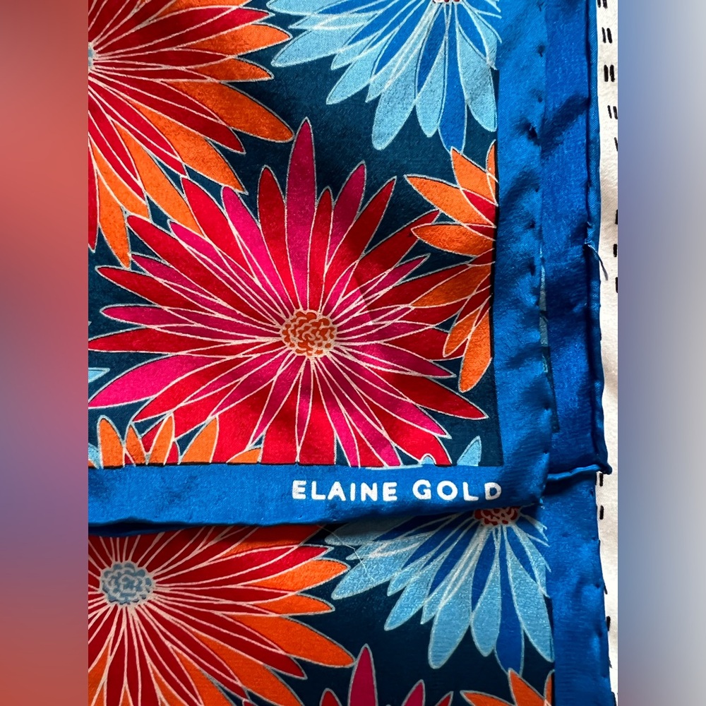 Elaine Gold floral silk scarf - Picture 2 of 2